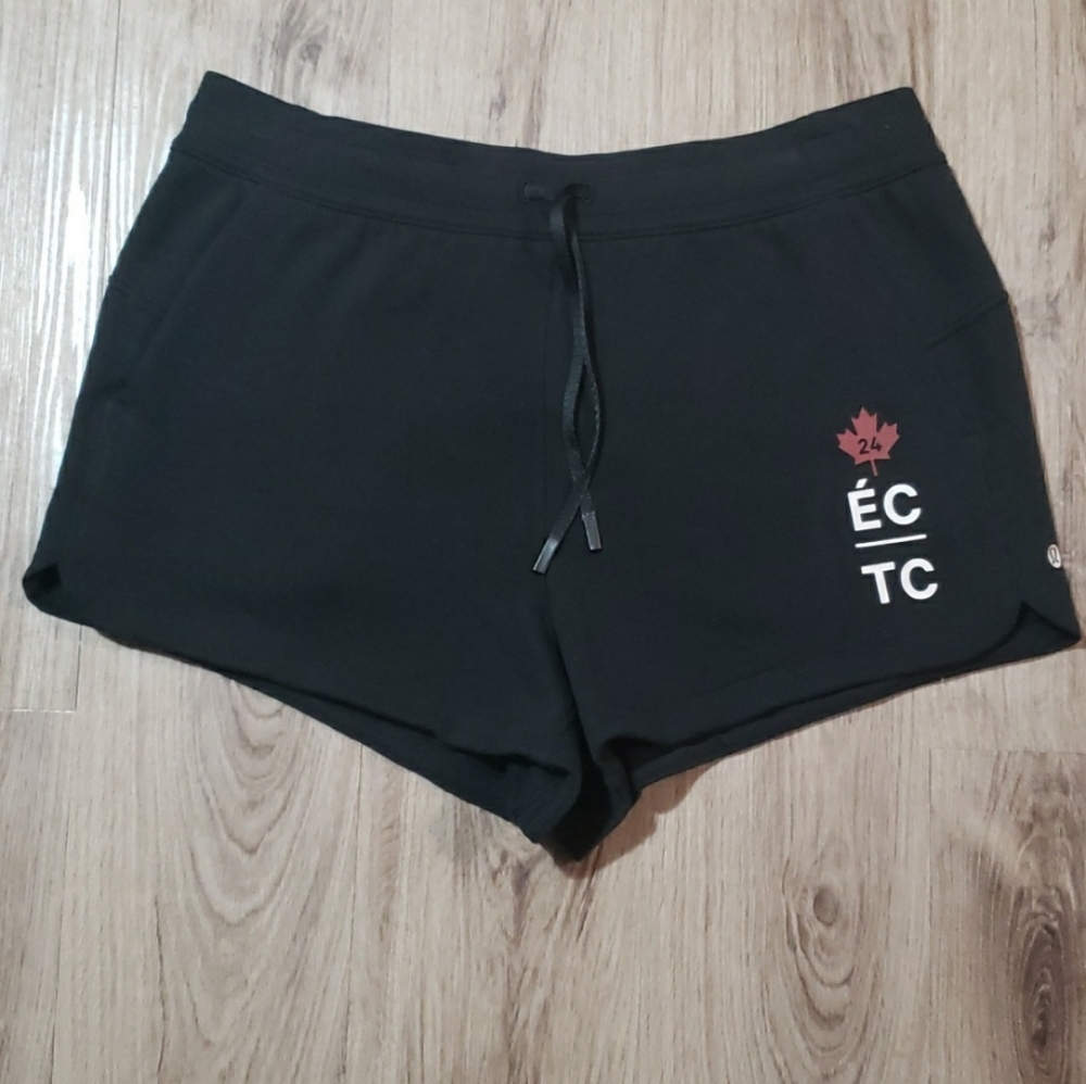 Lululemon Team Canada Relaxed-Fit High-Rise Fleece Short 4" *COC Logo Black 16